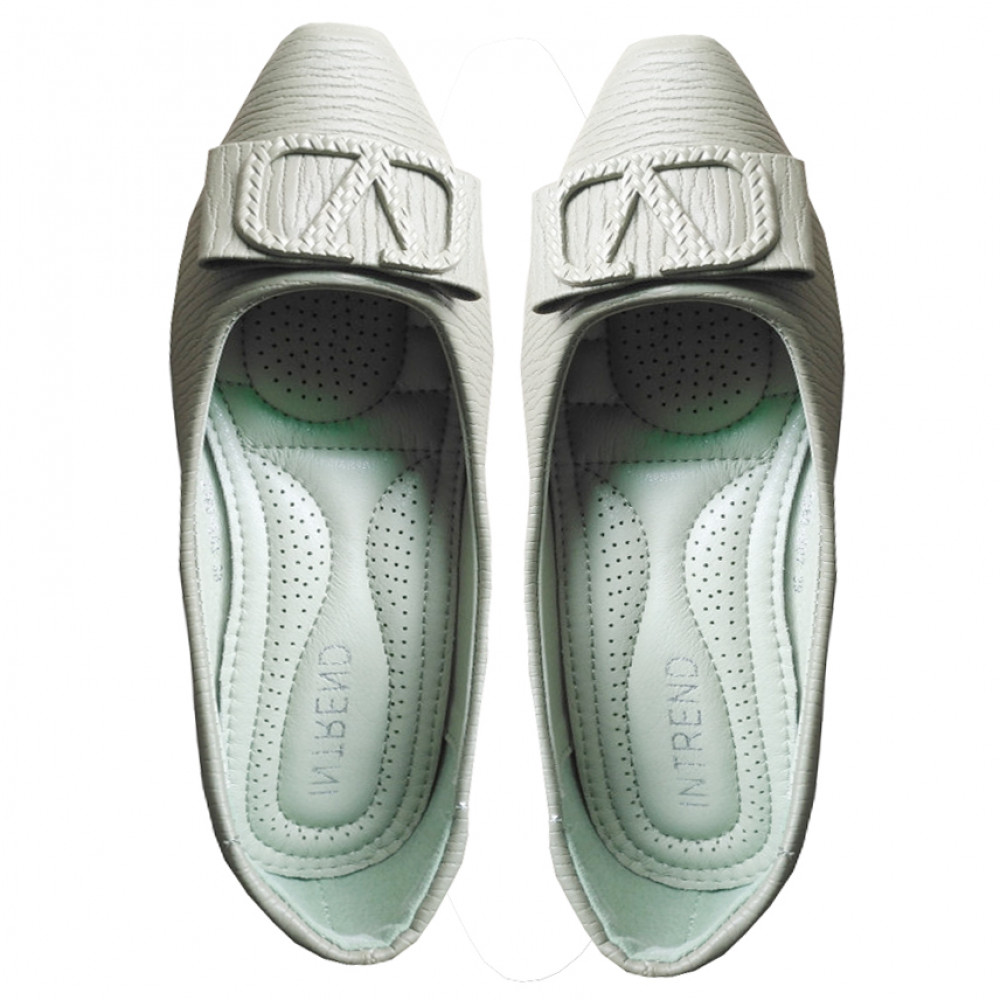 Close Shoes